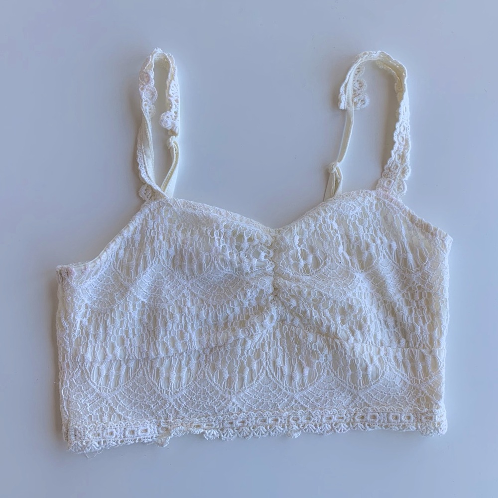 Lace Crop Top: Delicate Girly Summer